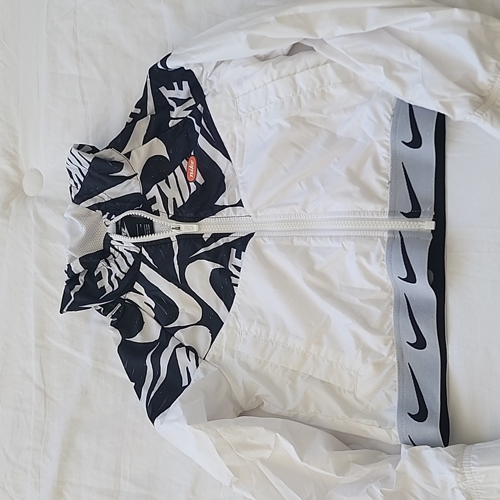 Girls nike jacket